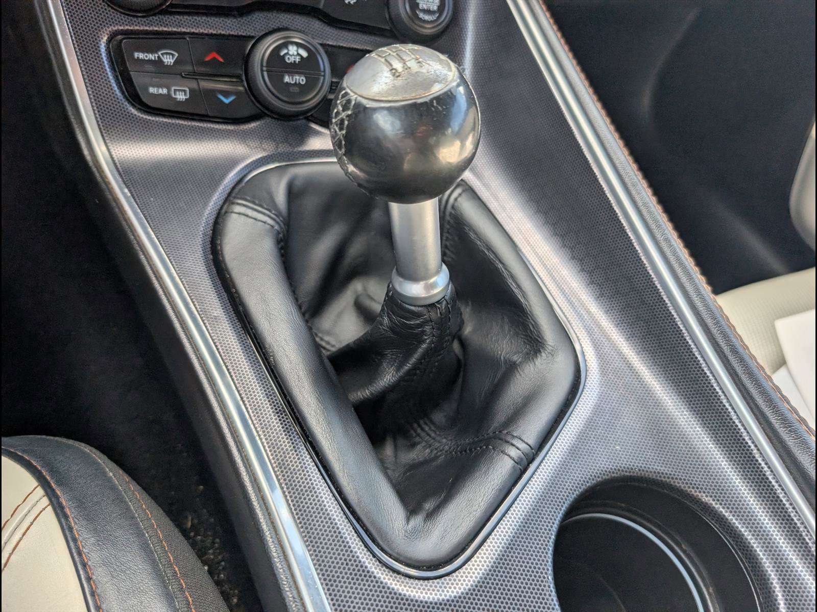 Used 2016 Dodge Challenger R/T Plus image 15