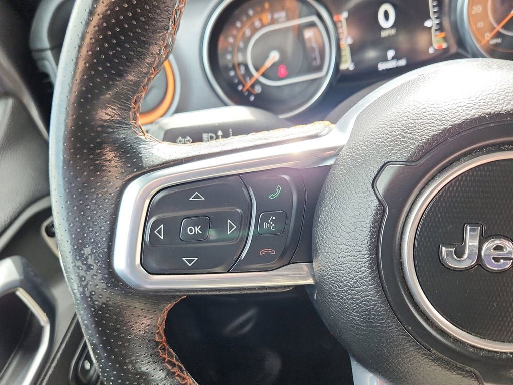 Used 2023 Jeep Gladiator Mojave w/ Cold Weather Group AWD/4WD image 21