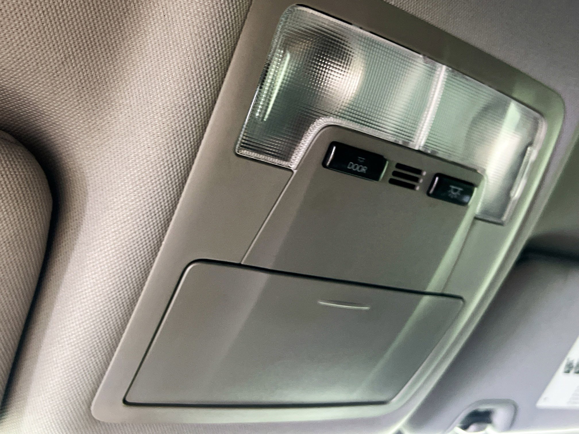 Used 2019 Toyota Highlander LE image 22