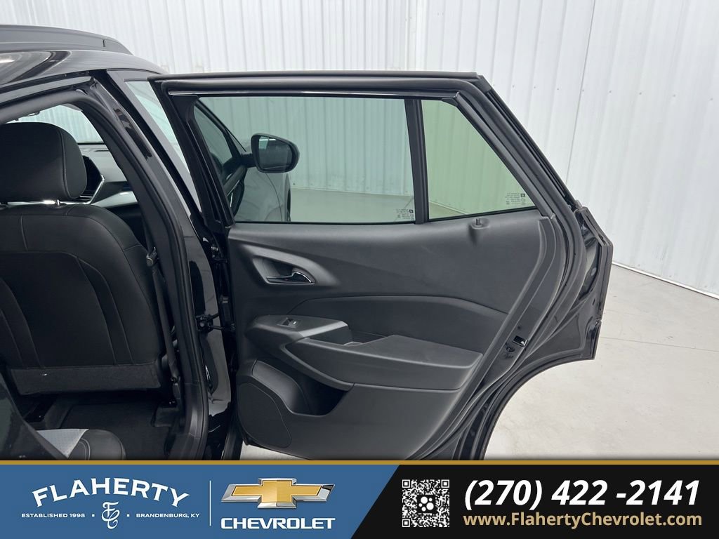 New 2026 Chevrolet Trax LT image 12