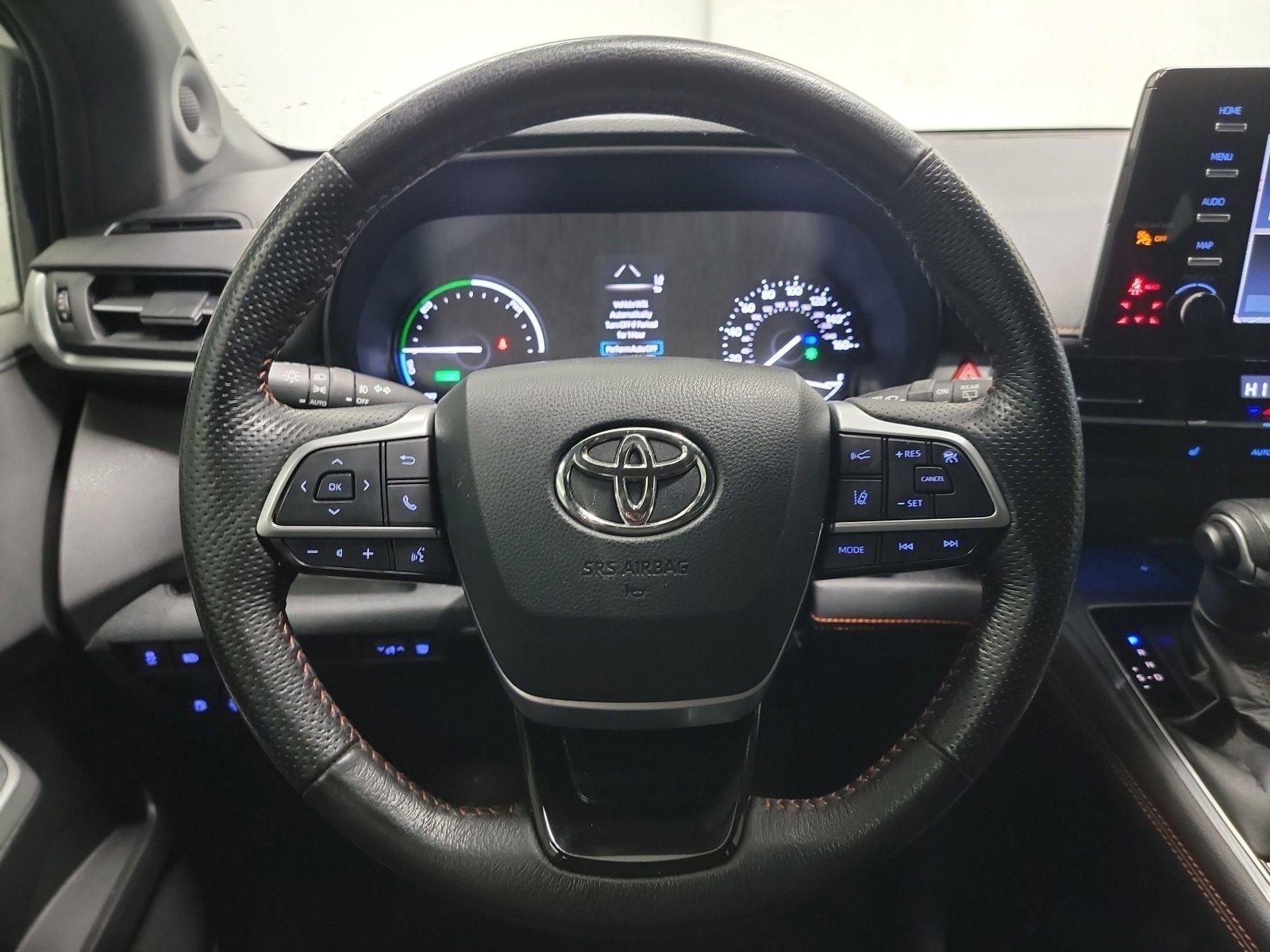 Used 2021 Toyota Sienna XSE w/ XSE Plus Package image 23