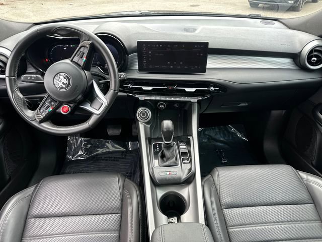 Used 2024 Alfa Romeo Tonale Ti w/ Premium Interior Package image 19