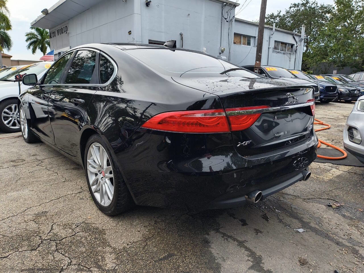 Used 2016 Jaguar XF Prestige AWD/4WD image 7