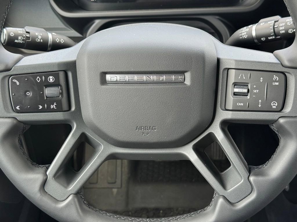 New 2026 Land Rover Defender 110 X-Dynamic SE AWD/4WD image 11