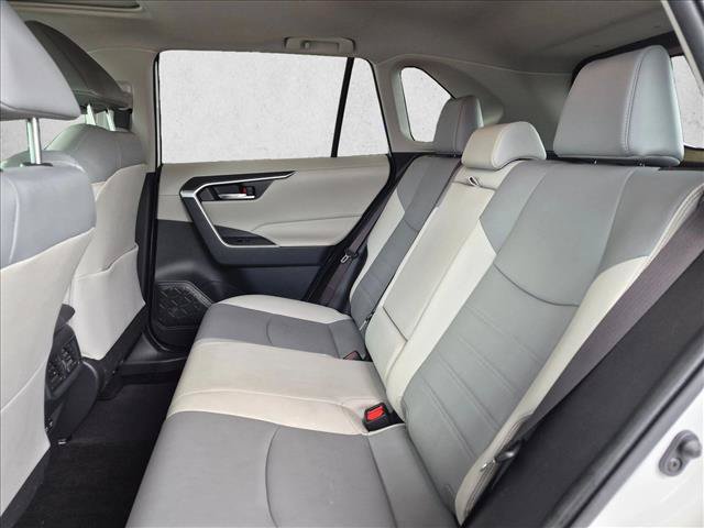 Used 2019 Toyota RAV4 XLE Premium w/ Cold Weather Package FWD image 17