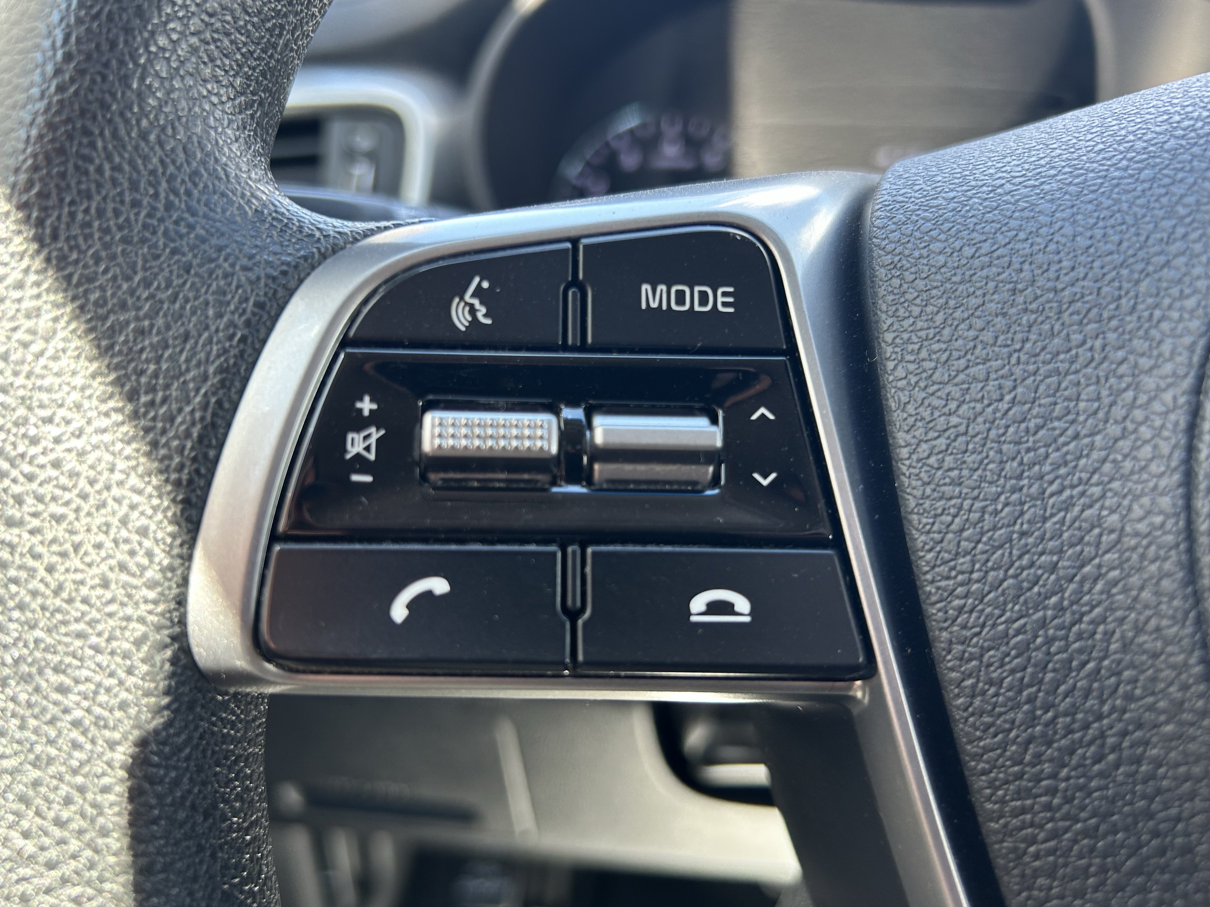 Used 2019 Kia Sorento AWD V6 image 24