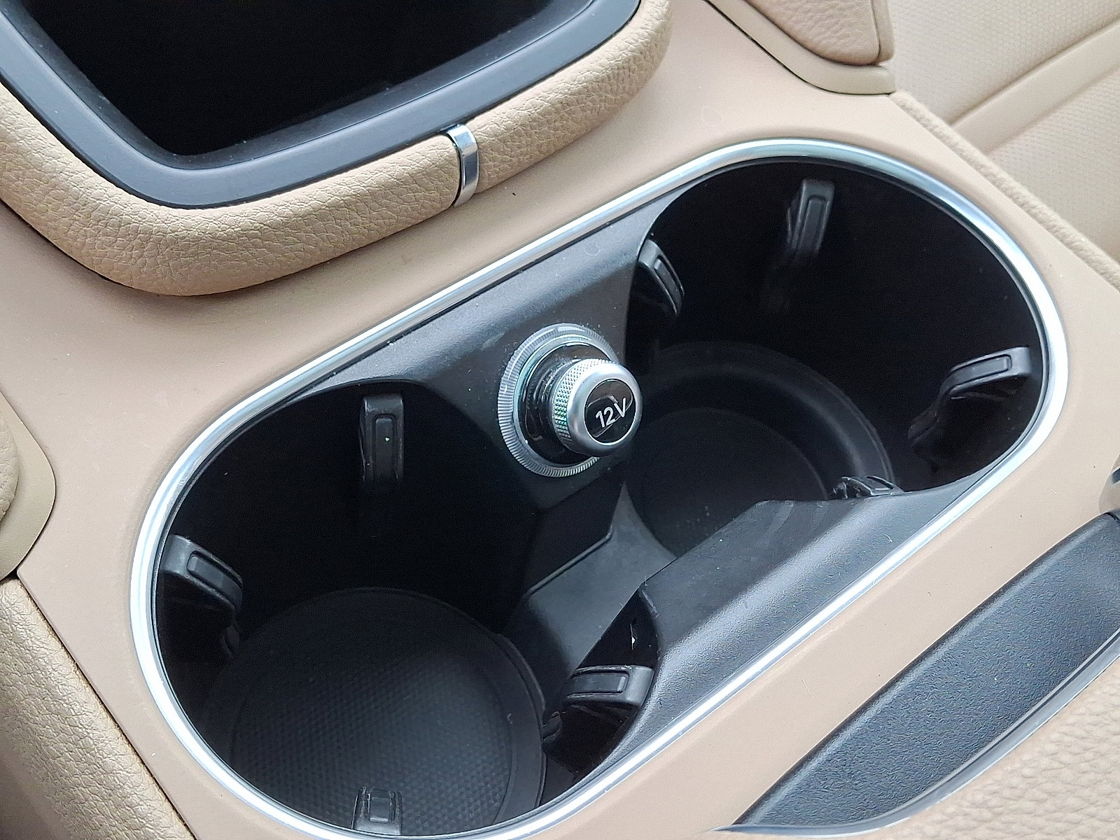 Used 2023 Porsche Cayenne S image 26