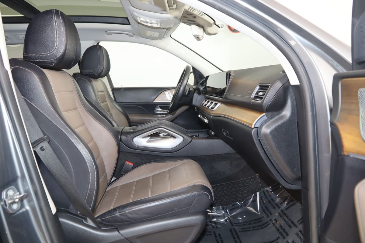Used 2020 Mercedes-Benz GLS 450 4MATIC image 15