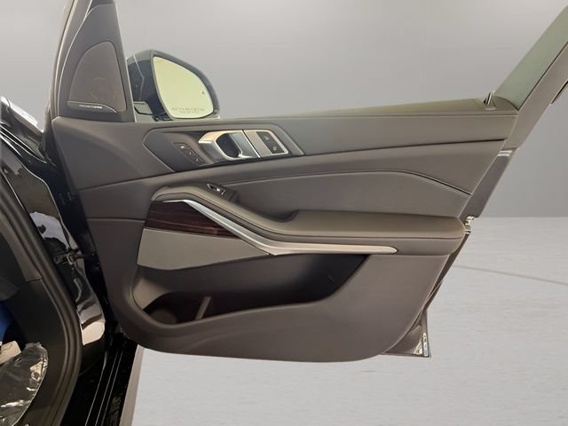 Certified 2026 BMW X7 xDrive40i w/ M Sport Package AWD/4WD image 38