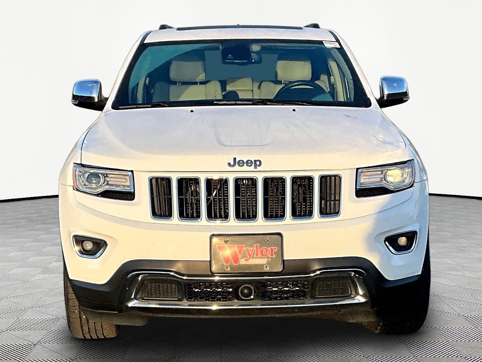 Used 2014 Jeep Grand Cherokee Limited w/ Luxury Group II AWD/4WD image 2