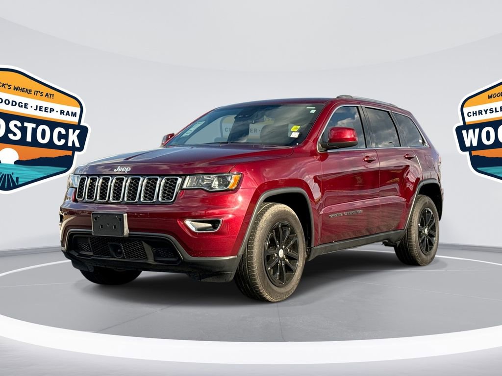Used 2021 Jeep Grand Cherokee Laredo image 1