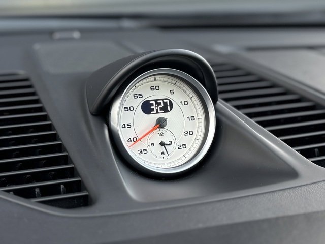 Used 2019 Porsche 911 Turbo image 24