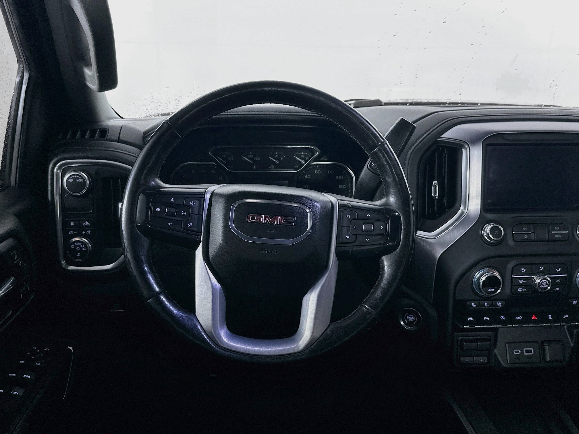 Used 2020 GMC Sierra 1500 SLT w/ SLT Premium Plus Package RWD image 18
