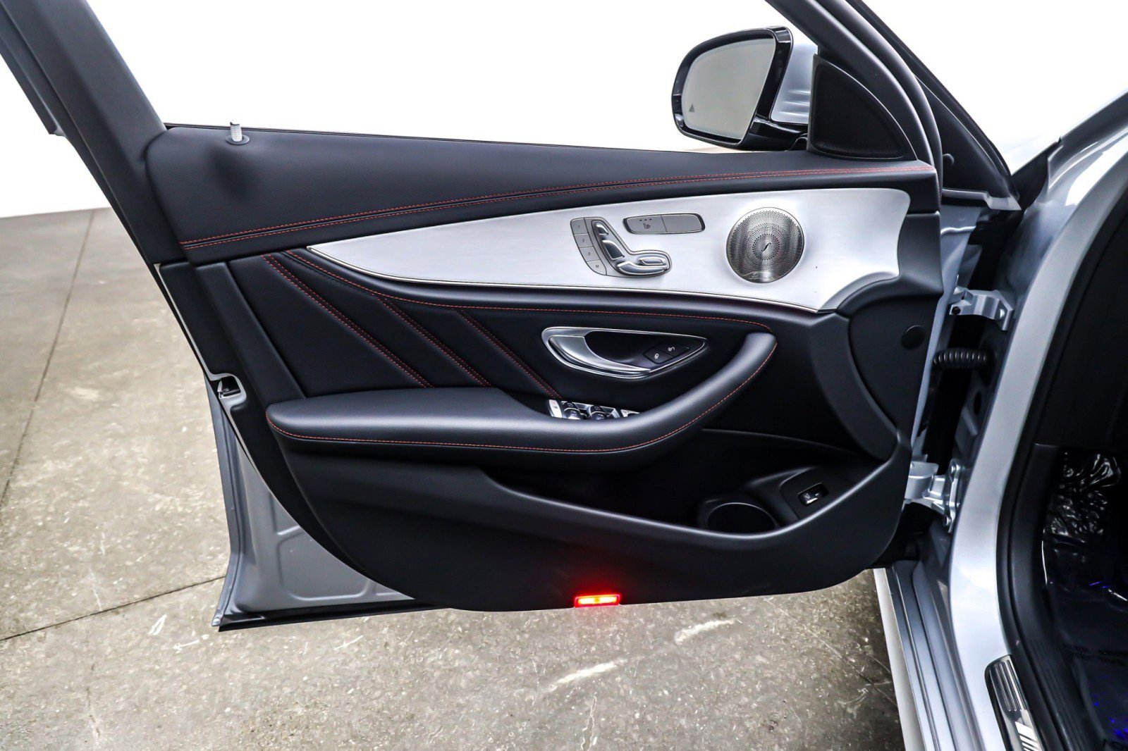 Certified 2022 Mercedes-Benz E 53 AMG 4MATIC Sedan image 21