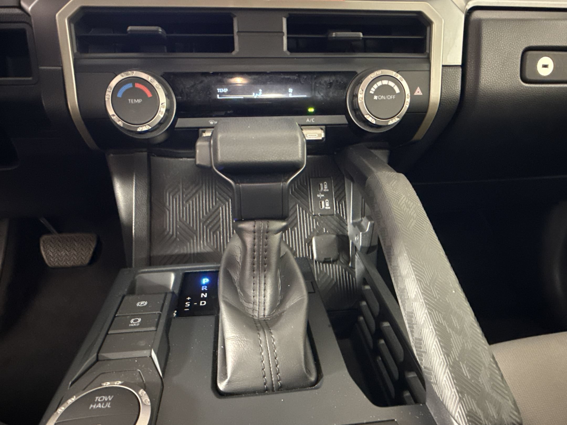 Used 2024 Toyota Tacoma SR5 RWD image 14