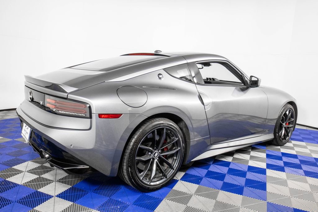 Used 2024 Nissan Z Performance w/ Floor Mat Package image 5