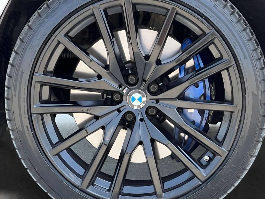 Used 2020 BMW X5 M50i w/ Executive Package AWD/4WD image 39
