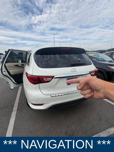 Used 2016 INFINITI QX60 Luxe w/ Premium Plus Package AWD/4WD image 5