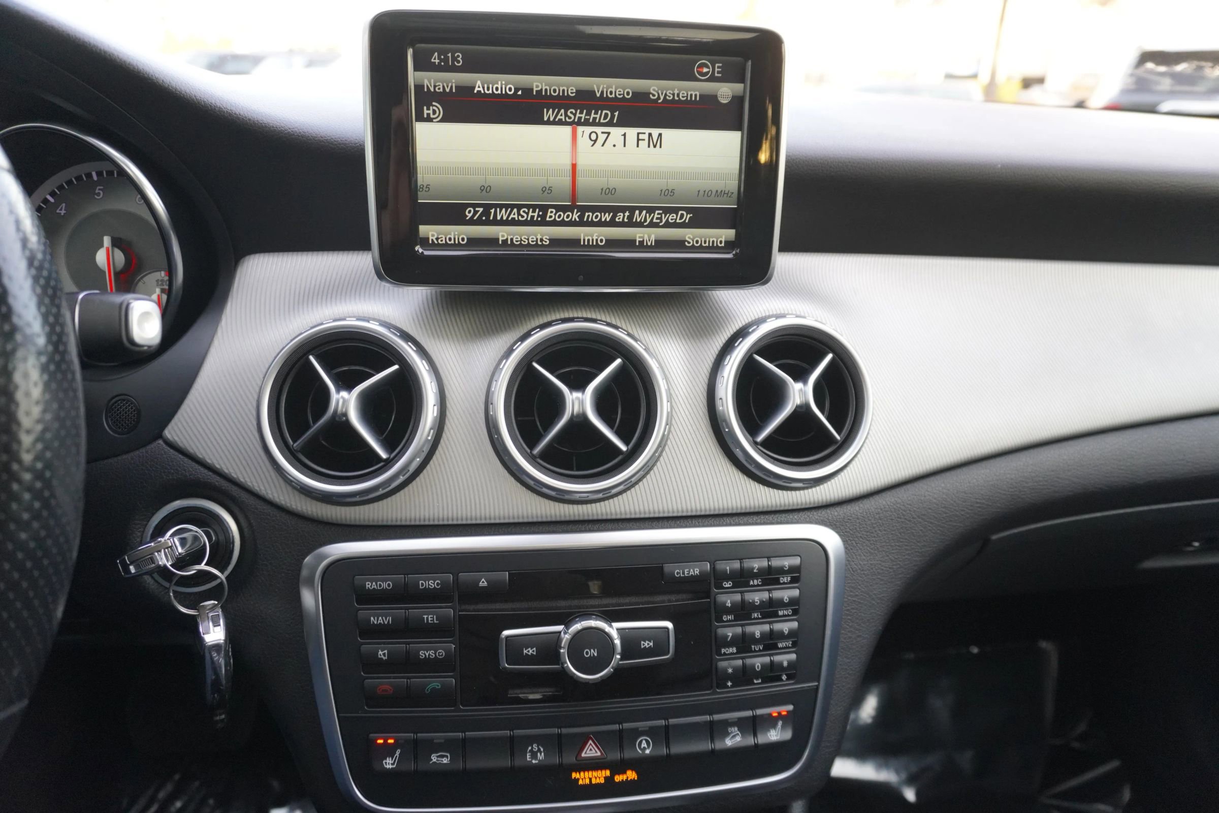 Used 2015 Mercedes-Benz GLA 250 GLA 250 4MATIC Sport Utility 4 image 17