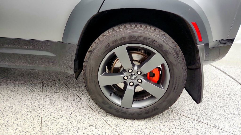 Used 2022 Land Rover Defender 110 X image 9