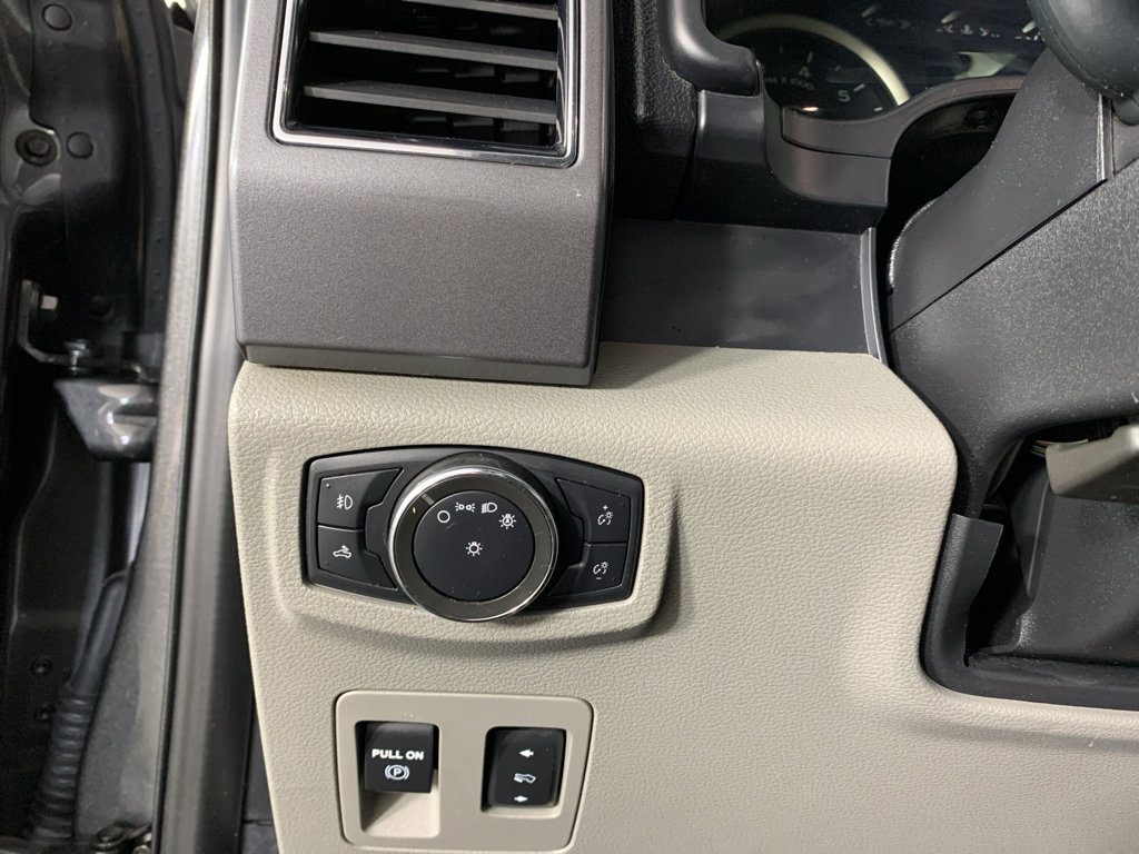 Used 2020 Ford F150 XLT w/ Equipment Group 302A Luxury image 17