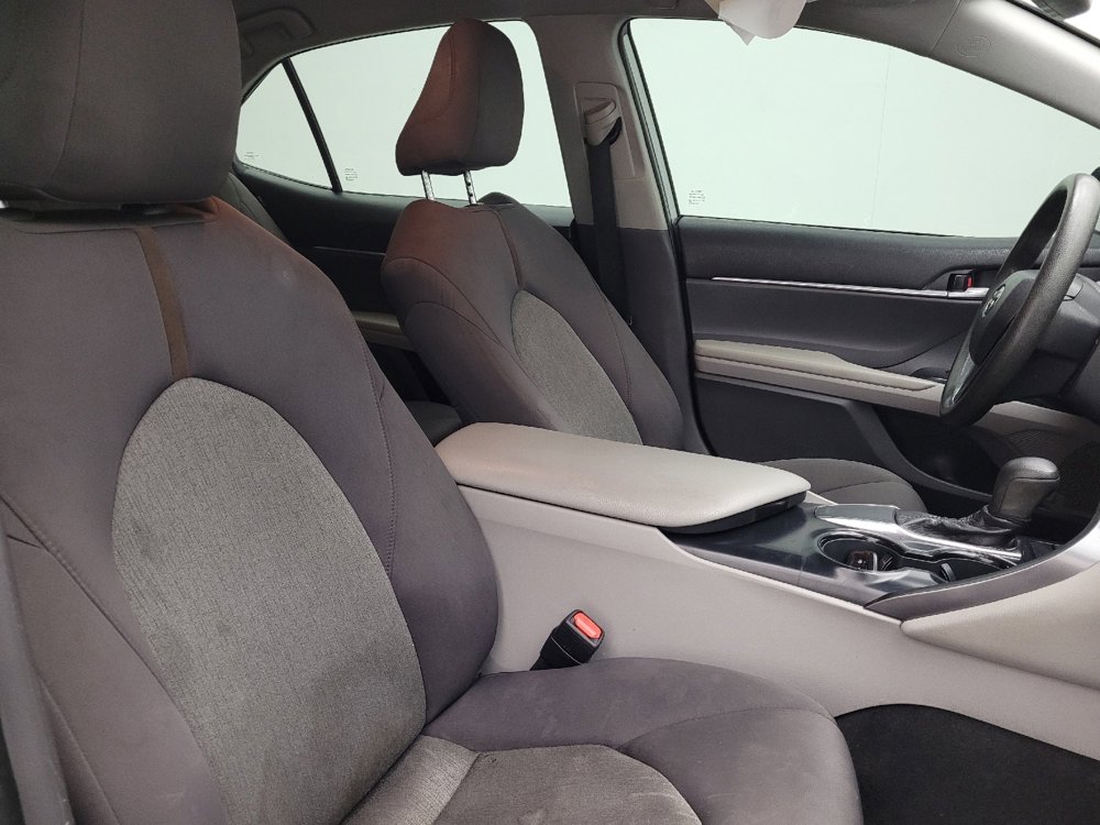 Used 2020 Toyota Camry LE w/ Convenience Package image 21