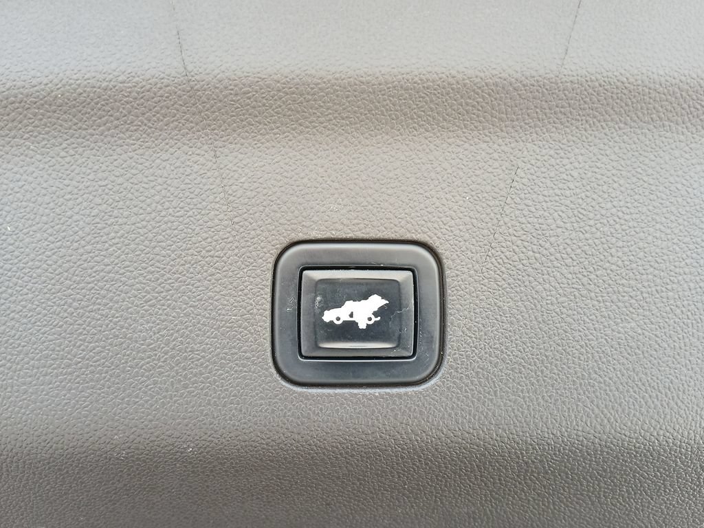 Certified 2021 Chevrolet Suburban Z71 AWD/4WD image 21