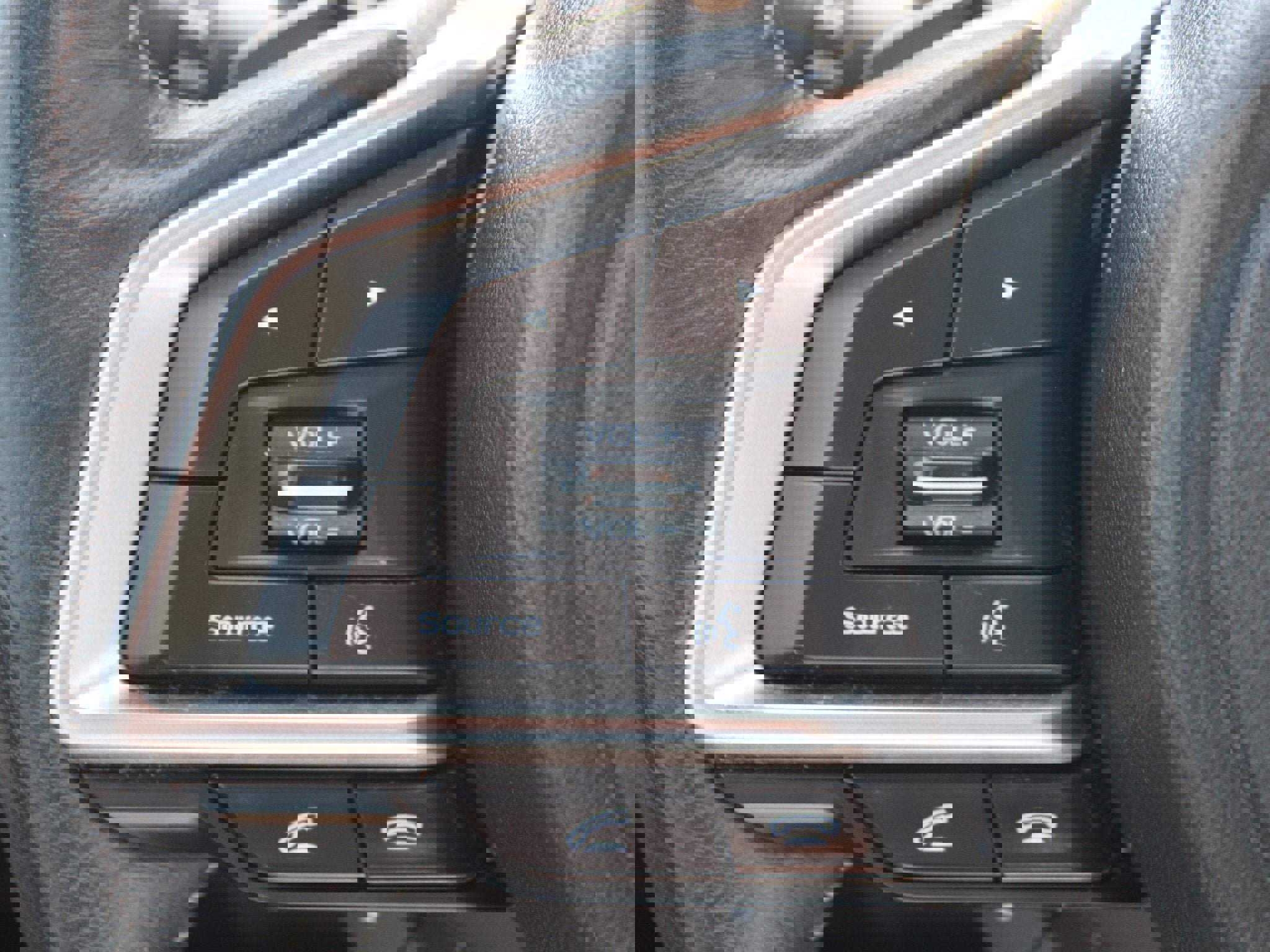 Used 2019 Subaru Ascent Limited w/ Popular Package #3 image 9