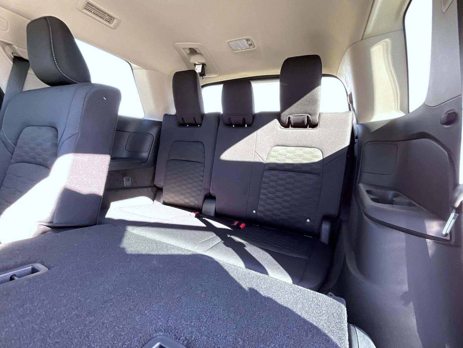 New 2026 Nissan Pathfinder SV image 12