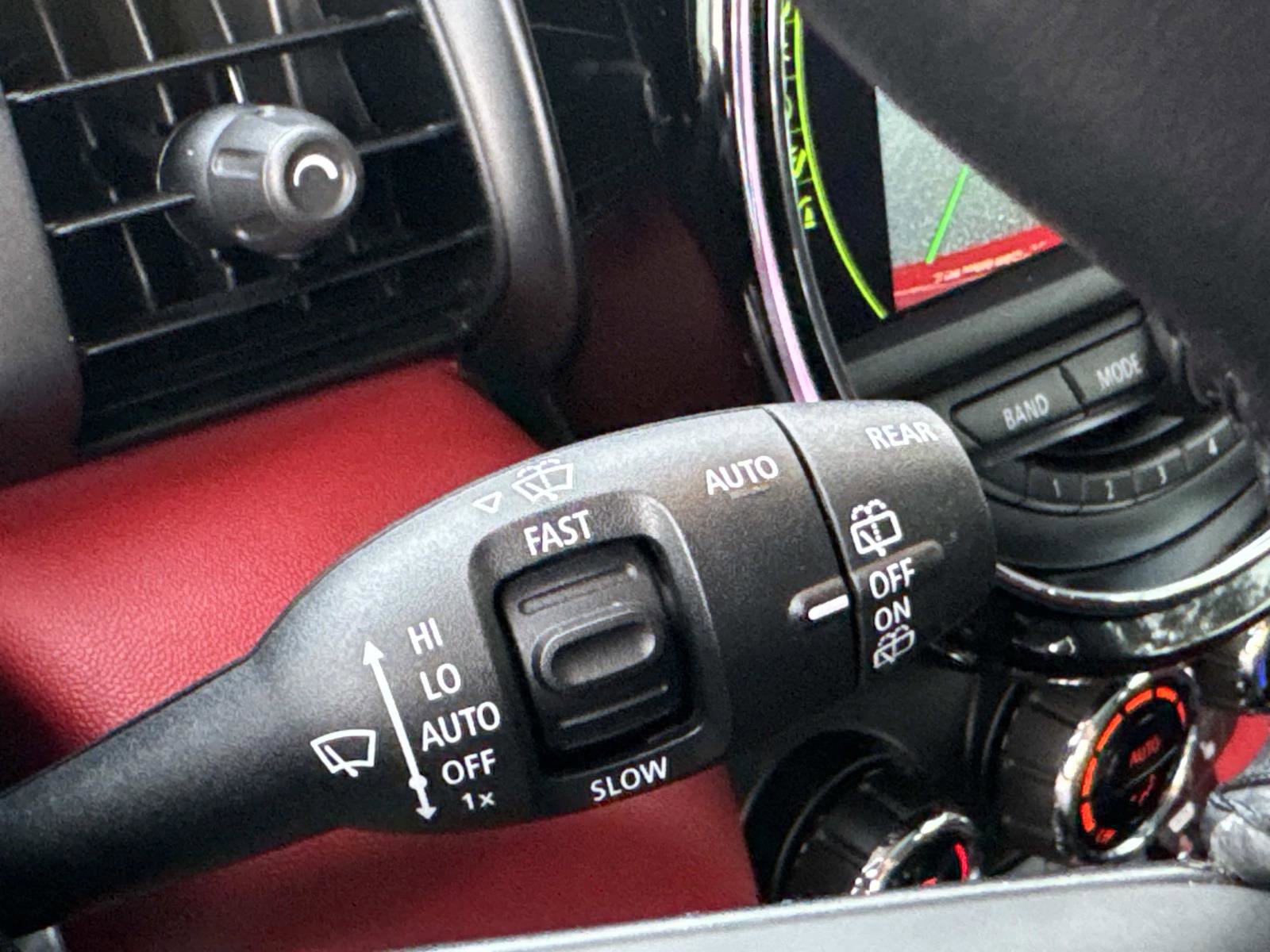 Used 2018 MINI Cooper S image 25