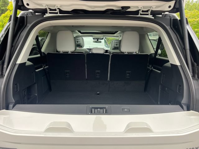 New 2027 Ford Expedition Max Platinum RWD image 13