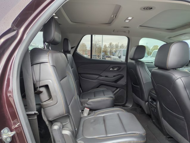 Used 2018 Chevrolet Traverse LT image 18