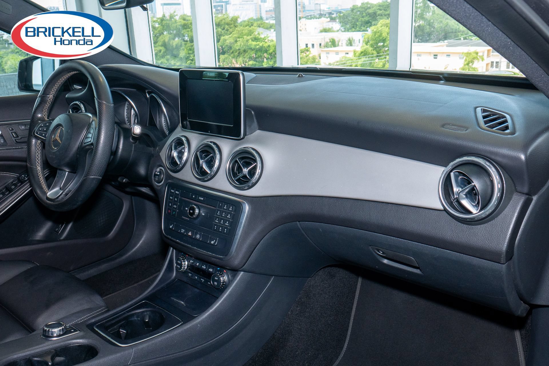 Used 2017 Mercedes-Benz GLA 250 image 17