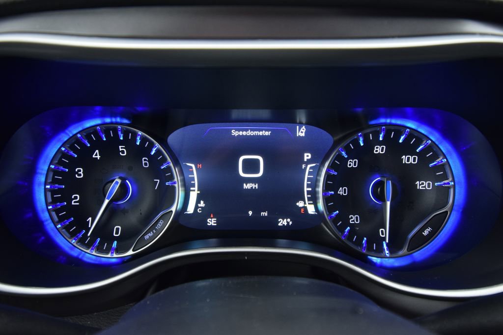 New 2026 Chrysler Pacifica Select w/ S Appearance Package FWD image 19