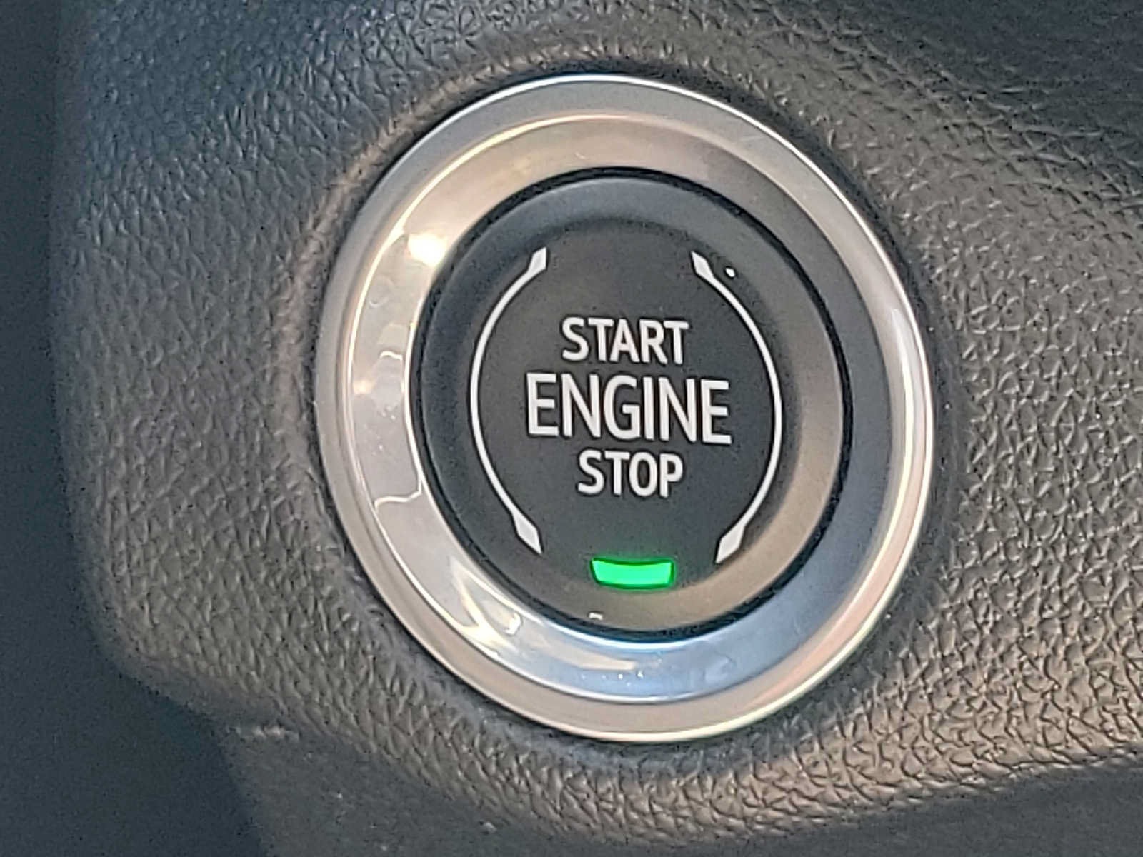 Used 2023 Buick Envision Essence FWD image 20
