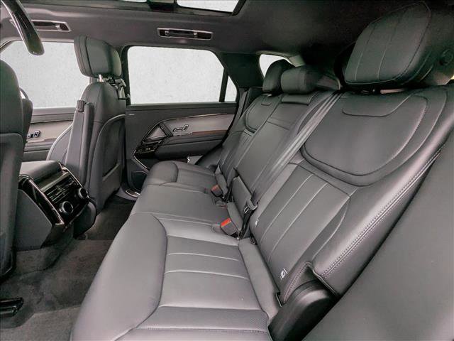 New 2025 Land Rover Range Rover Sport SE image 21