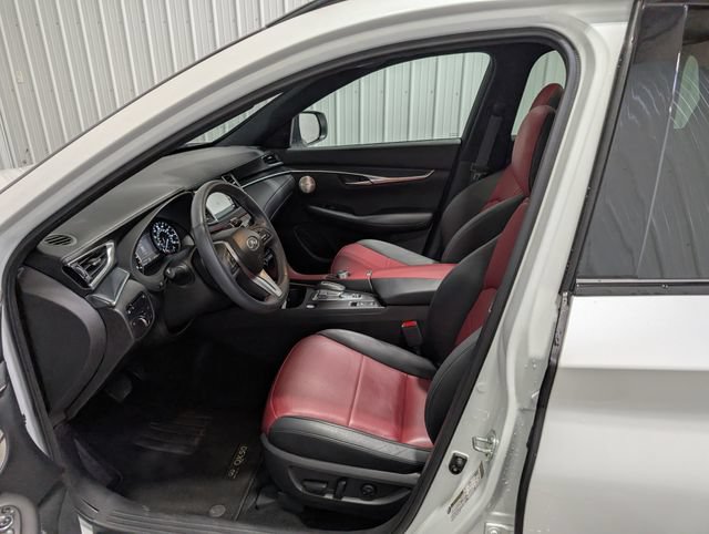 Used 2023 INFINITI QX50 Sport AWD/4WD image 16