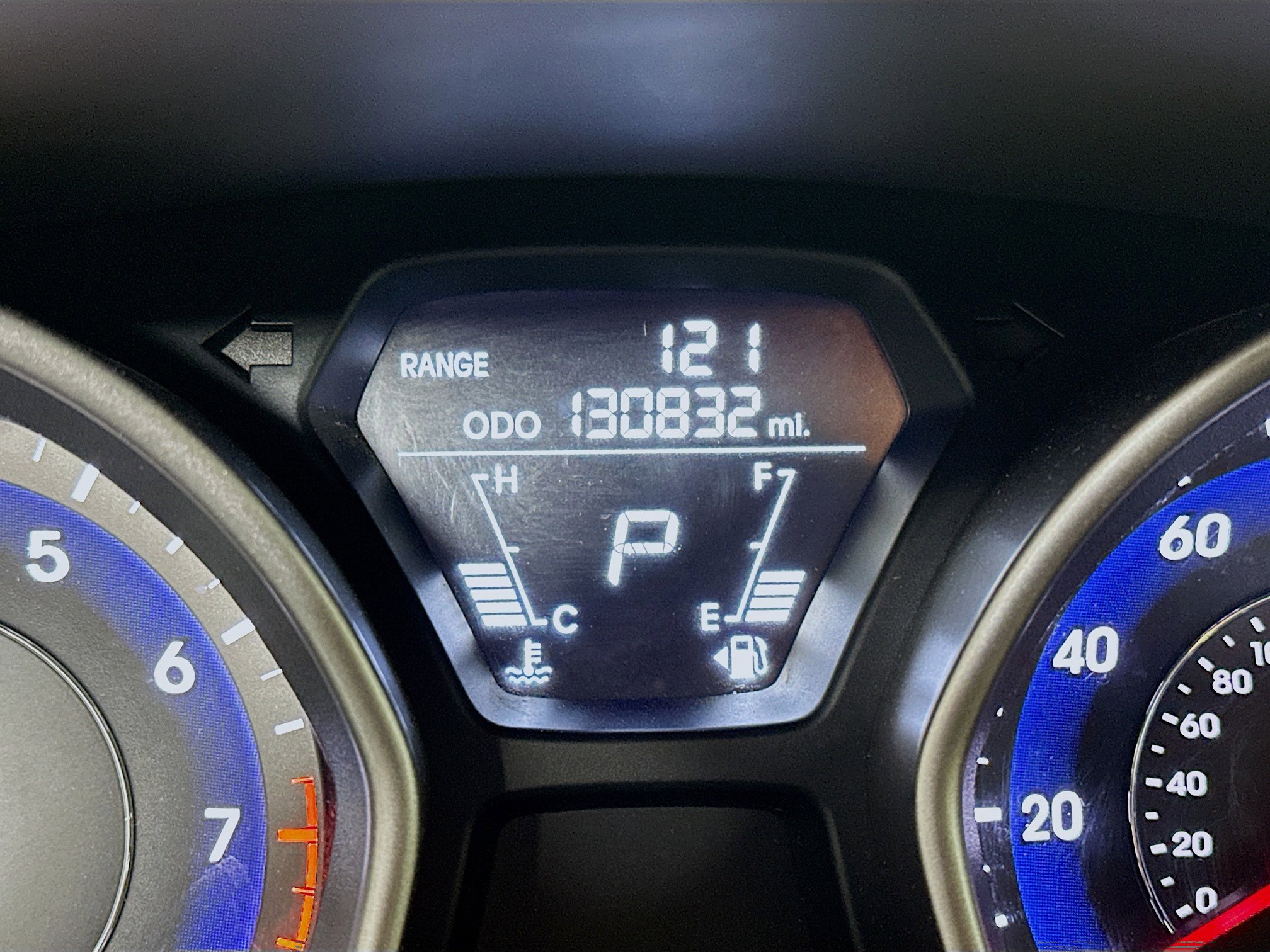 Used 2013 Hyundai Elantra GLS w/ Preferred Pkg image 18