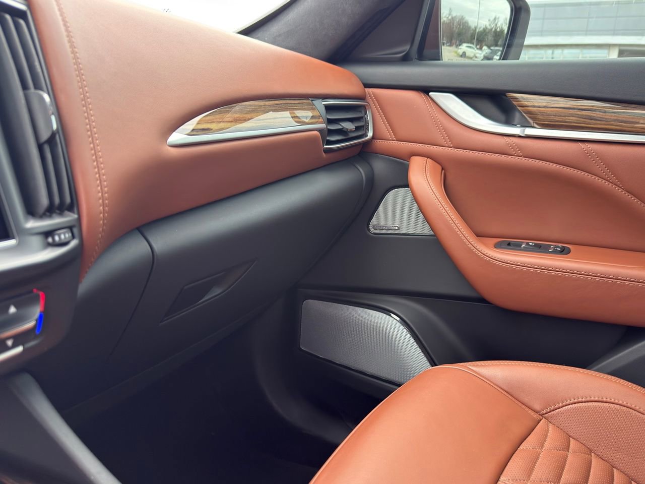 Used 2022 Maserati Levante Modena S image 28