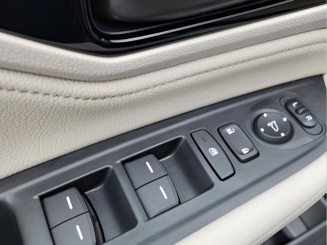 New 2026 Honda Odyssey Touring image 24