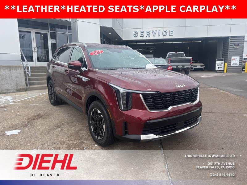 Used 2025 Kia Sorento S image 1