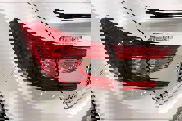 Used 2022 Honda Accord Sport image 29