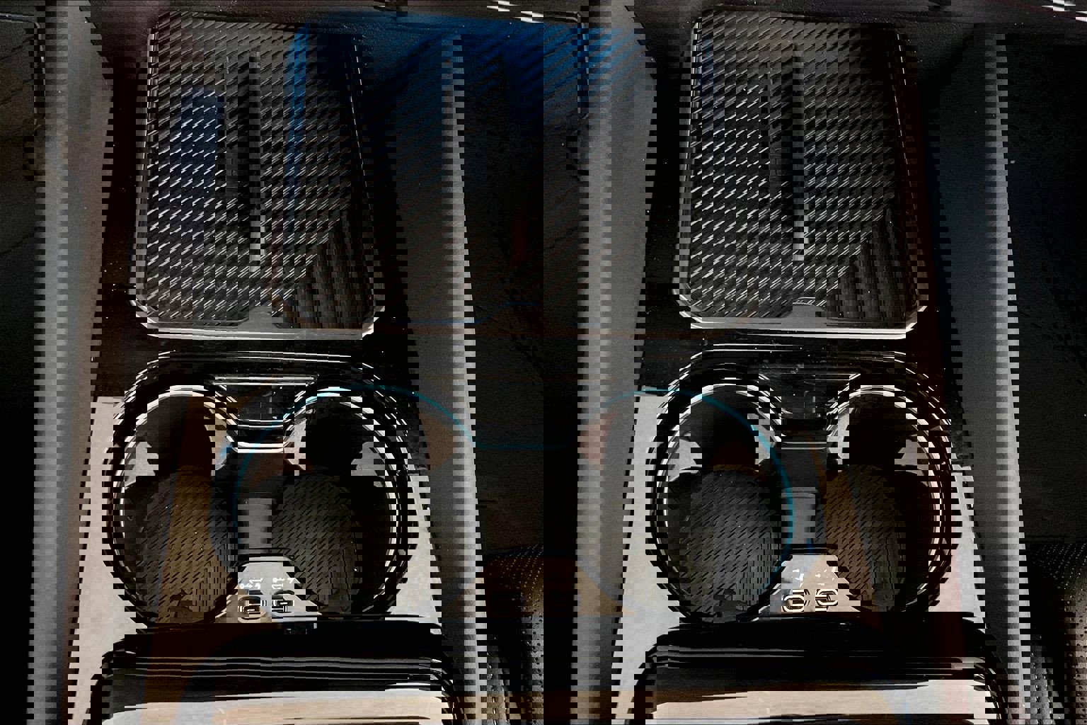 Certified 2025 BMW 550e xDrive w/ Premium Package AWD/4WD image 34