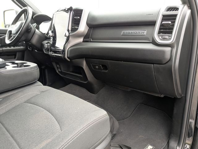 Used 2024 RAM 2500 Big Horn w/ Sport Appearance Package AWD/4WD image 6