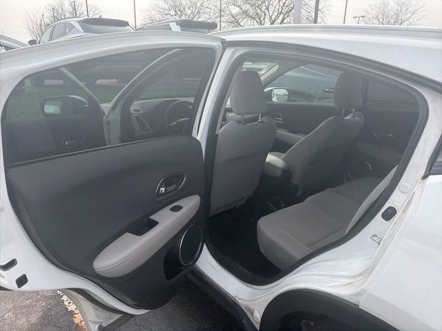 Used 2021 Honda HR-V EX image 7