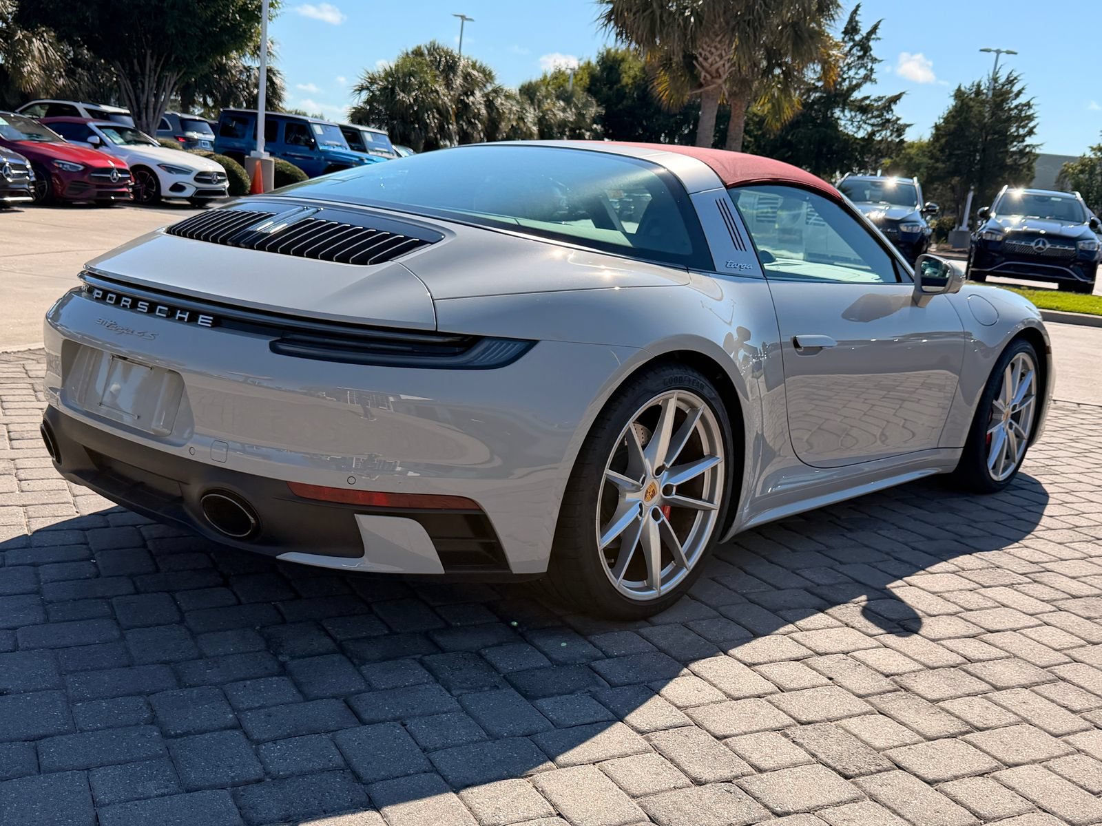 Used 2022 Porsche 911 AWD/4WD image 7