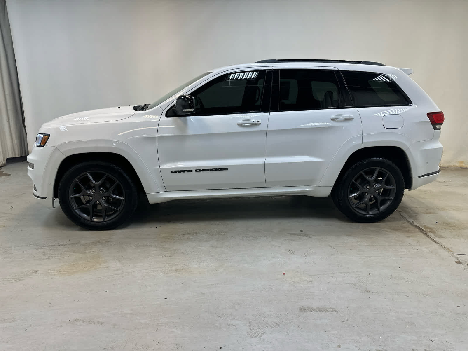 Used 2019 Jeep Grand Cherokee Limited X AWD/4WD image 9