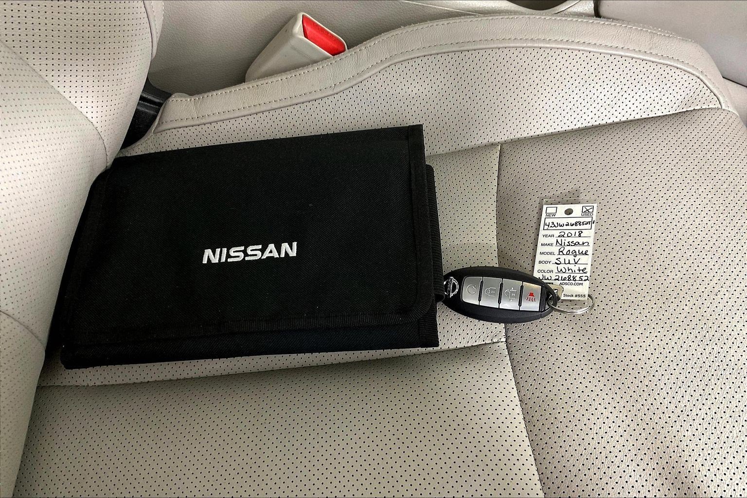 Certified 2018 Nissan Rogue Sport SL w/ SL Premium Package AWD/4WD image 35