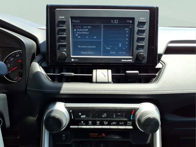 Used 2022 Toyota RAV4 LE FWD image 18