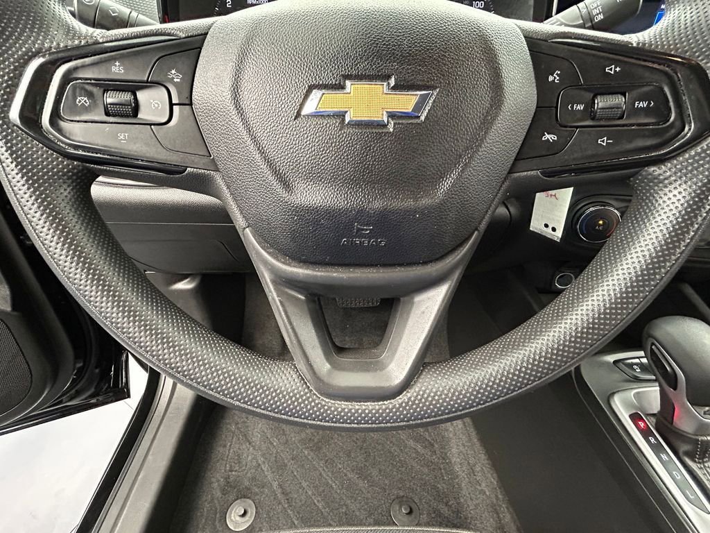 Used 2024 Chevrolet Trax LS image 26